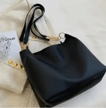 Fashionable Square Shape Gold Chain Handbag