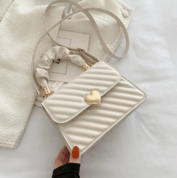 Metal Heart Shape Trim Shoulder Handbag